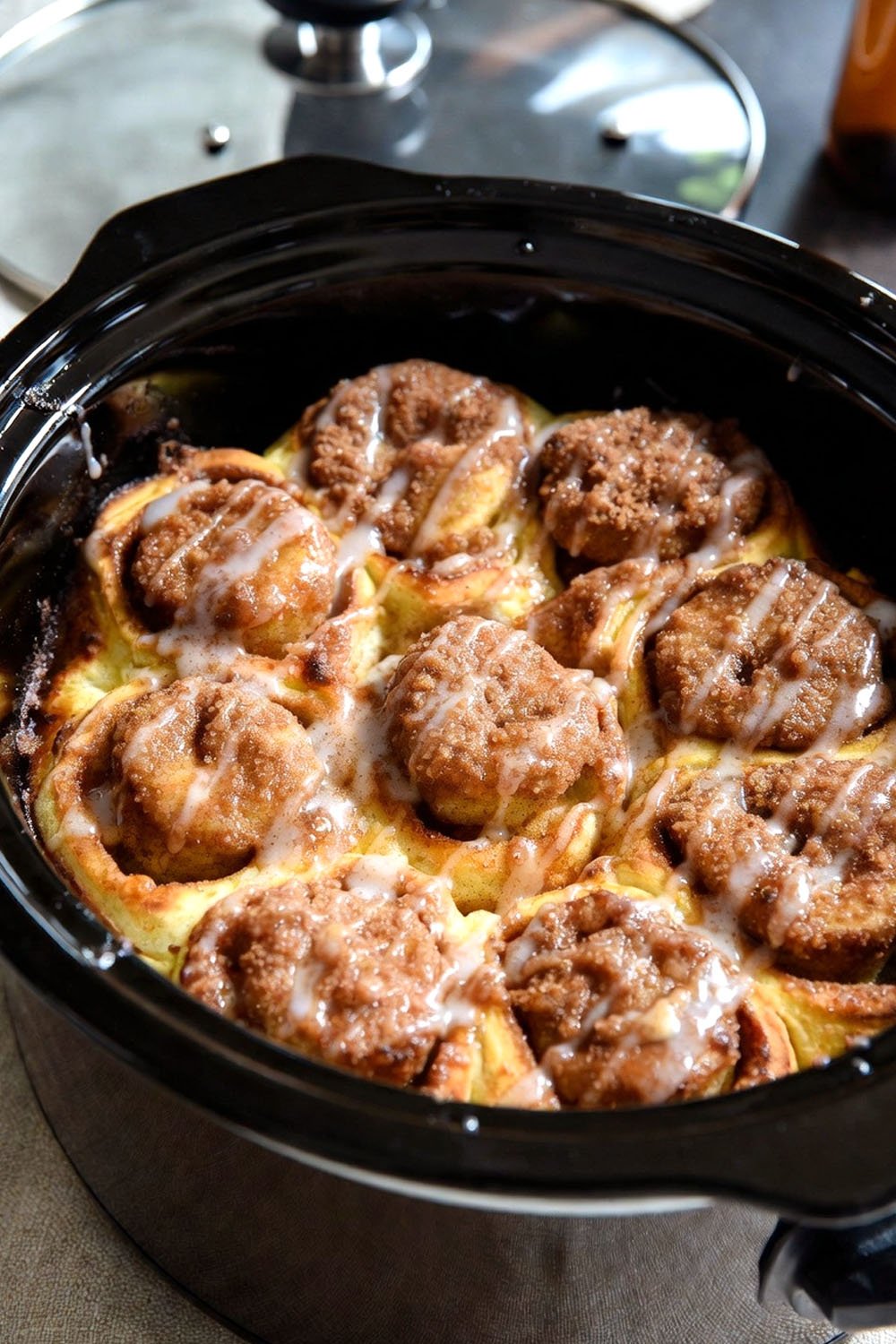 slow cooker cinnamon roll casserole