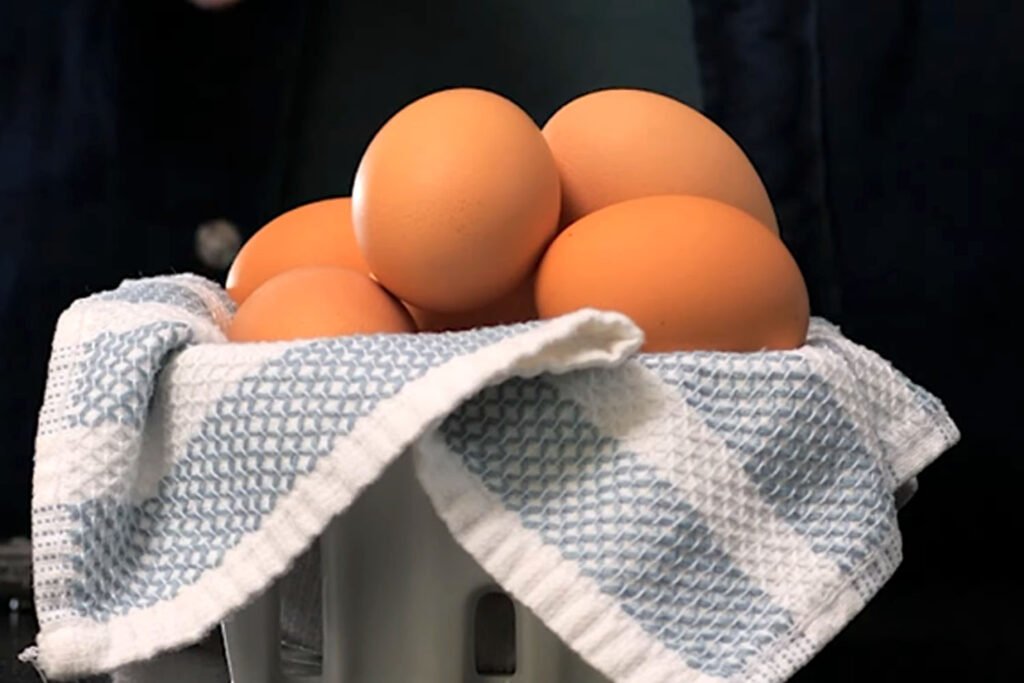 Microwave Hard Boiled Eggs