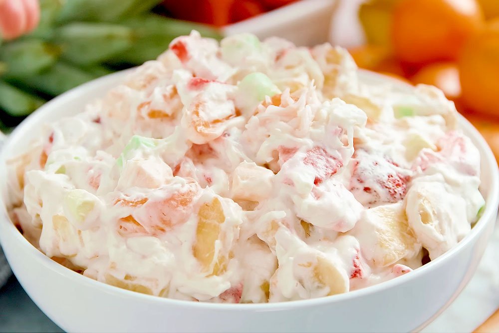 Fruit Salad with Cool Whip and Pudding