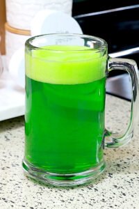 Simple Apple Martini Recipe with Apple Vodka