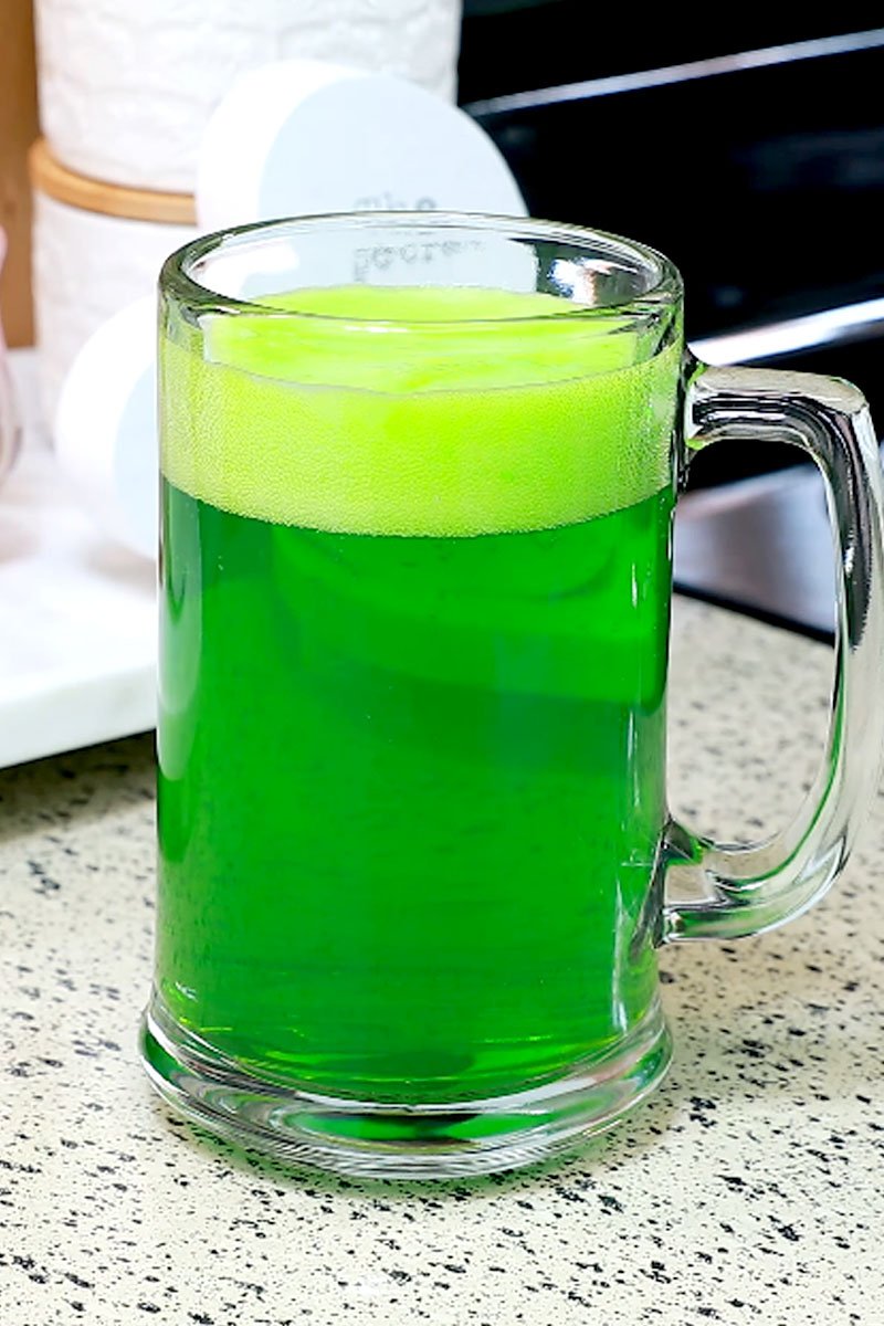 Apple Martini Recipe with Apple Vodka